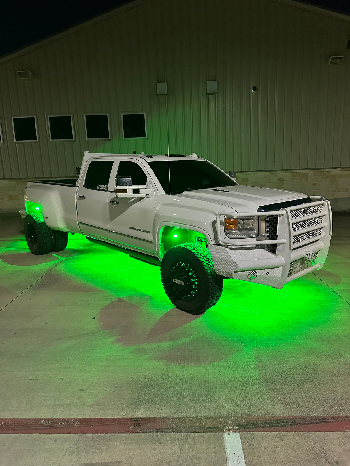 RGB + PURE WHITE (24 LED) ROCKLIGHT PLUG & PLAY KIT